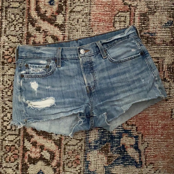 Vintage Levi’s Jean Shorts. Sz 26 - Picture 1 of 7